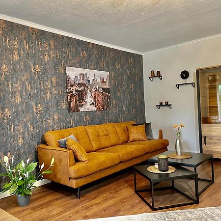 Studioappartement Mit Privatgarten In Ruhiger Wohnsiedlung 노이뮌스터 외부 사진